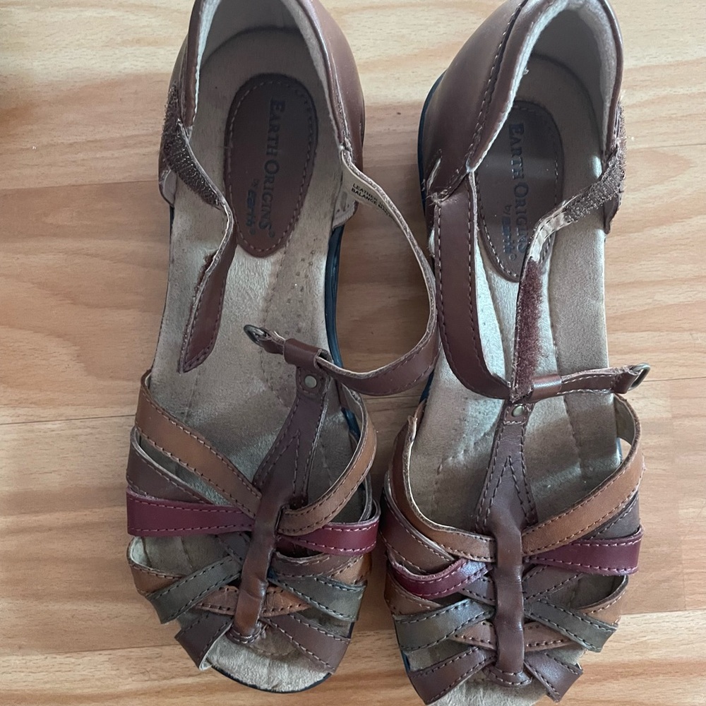 Earth Origins by Earth Posy Leather Sandals - Sz 8